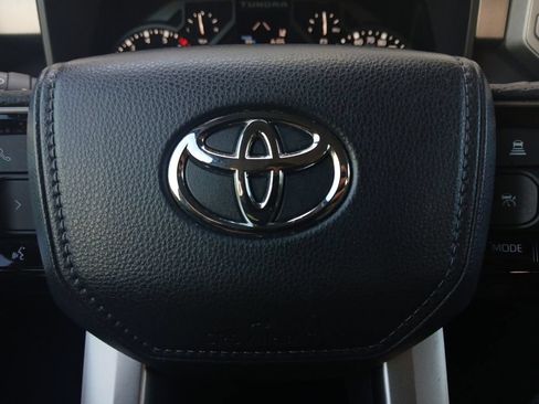 Used 2023 Toyota Tundra Limited AWD/4WD image 5