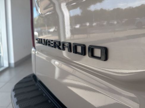 New 2026 Chevrolet Silverado 1500 Custom Trail Boss w/ LPO, Dark Essentials Package image 8