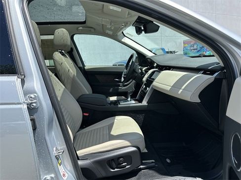 Used 2023 Land Rover Discovery Sport SE image 23