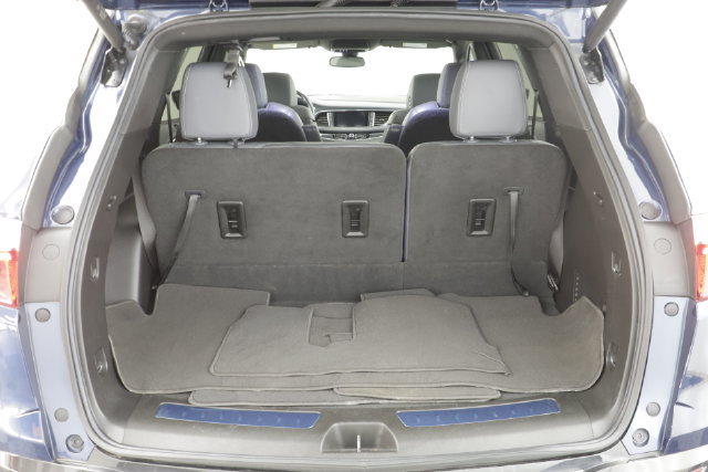 Used 2023 Buick Enclave Essence w/ Experience Buick Package FWD image 19