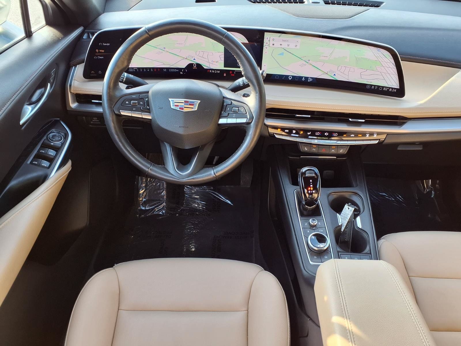 Used 2024 Cadillac XT4 Luxury FWD image 2