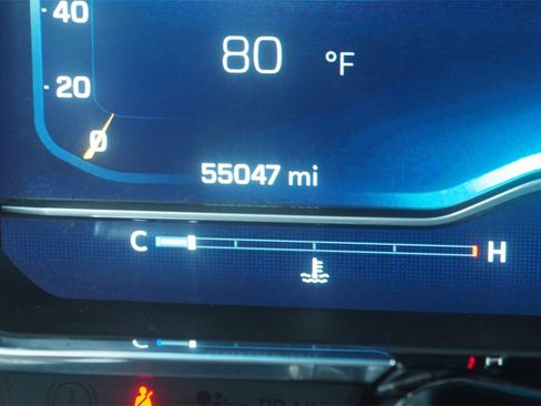 Used 2024 Chevrolet Silverado 2500 LT image 11