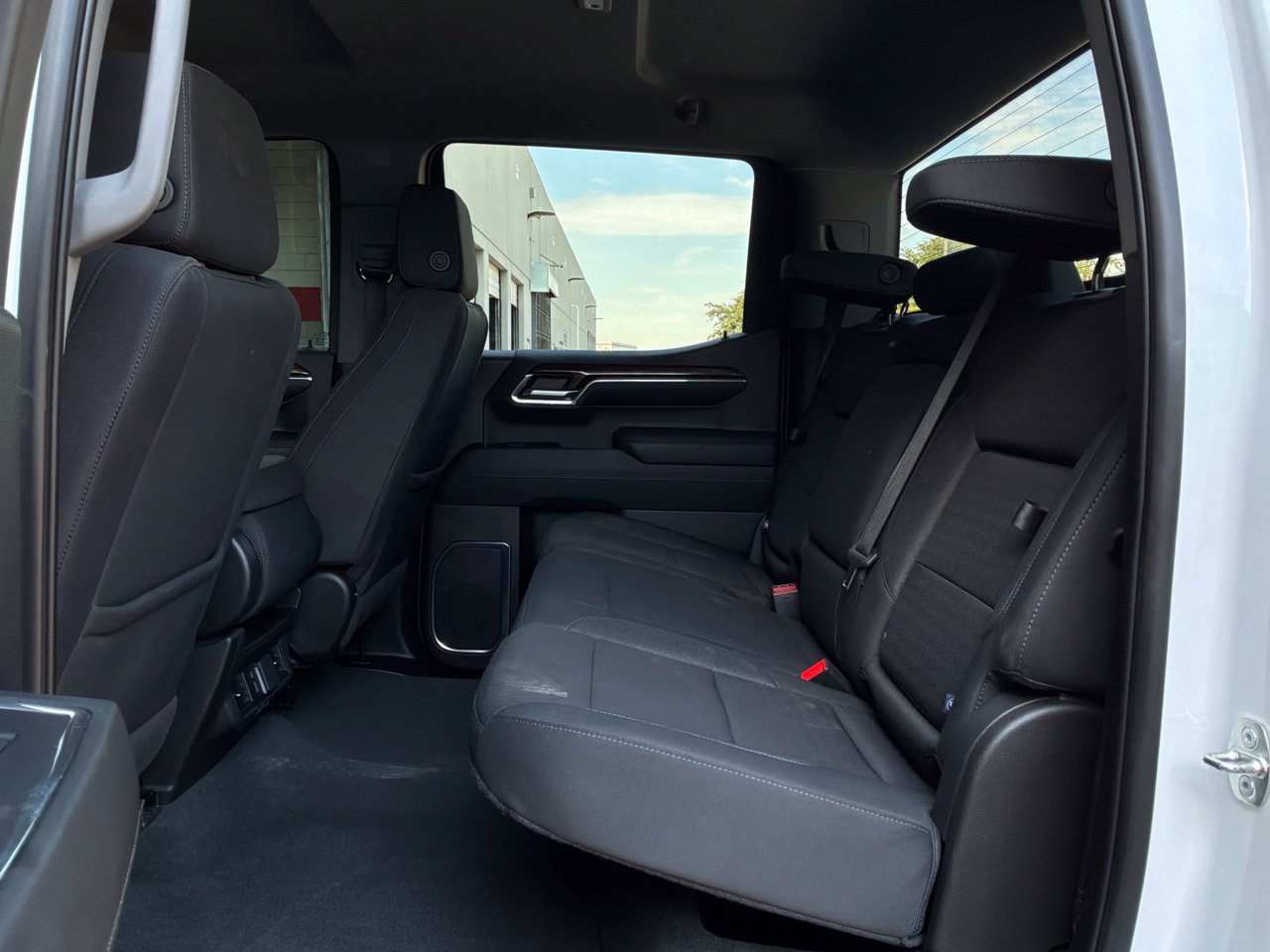 Used 2024 GMC Sierra 1500 Elevation AWD/4WD image 18