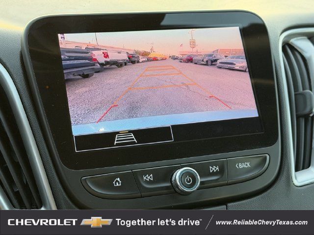 Used 2023 Chevrolet Malibu LT FWD image 24