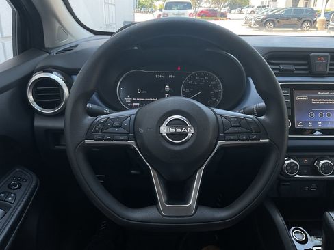 Used 2025 Nissan Versa SV FWD image 26