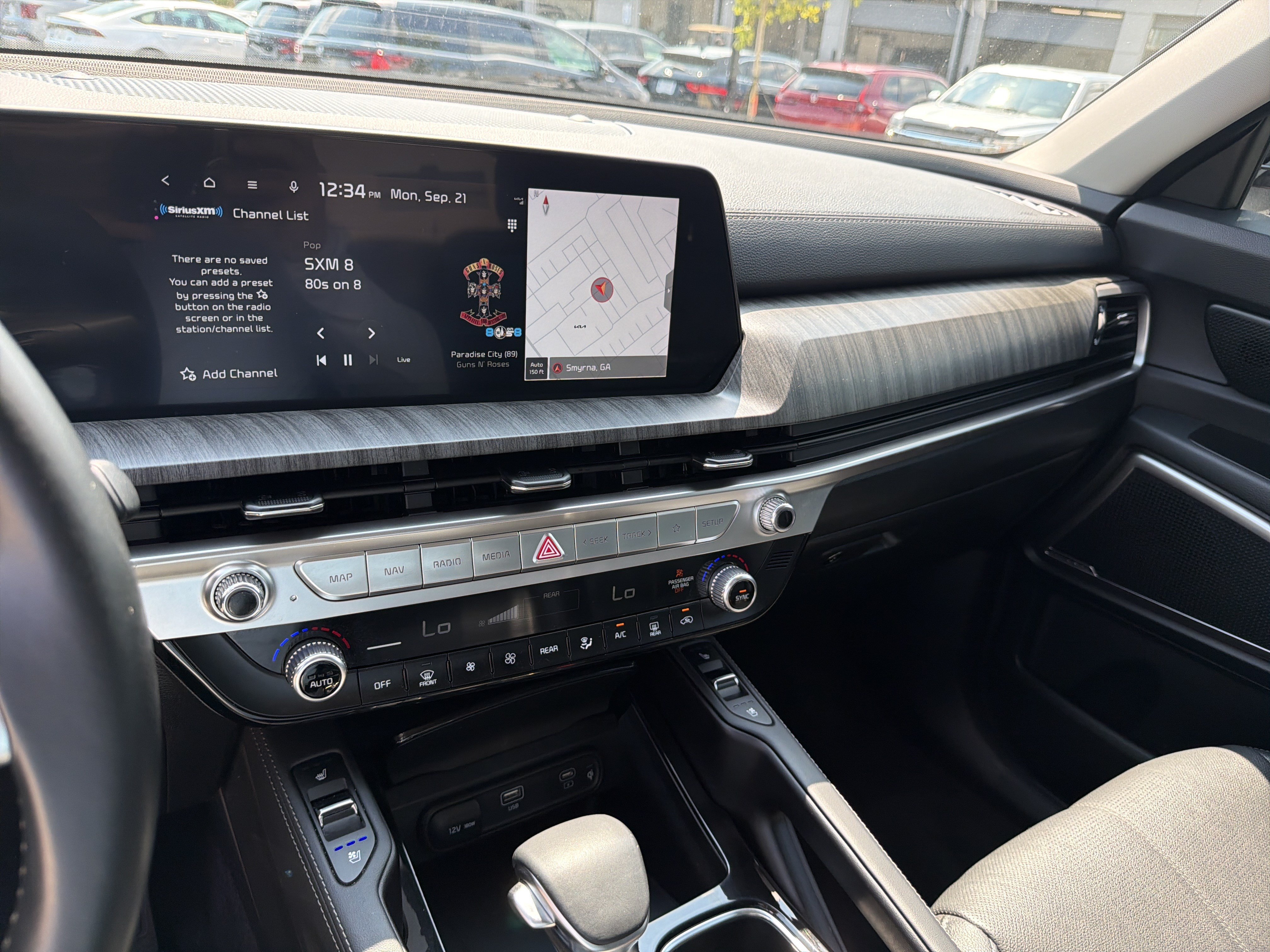 Used 2025 Kia Telluride EX w/ EX Captain's Chair Package FWD image 29