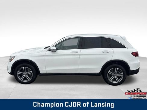 Used 2022 Mercedes-Benz GLC 300 4MATIC image 2