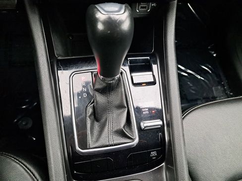 Used 2023 Jeep Compass Latitude image 23