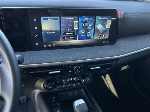 New 2026 Nissan Kicks SV image 10