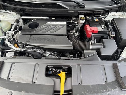 Used 2023 Nissan Rogue SL w/ SL Premium Package image 24