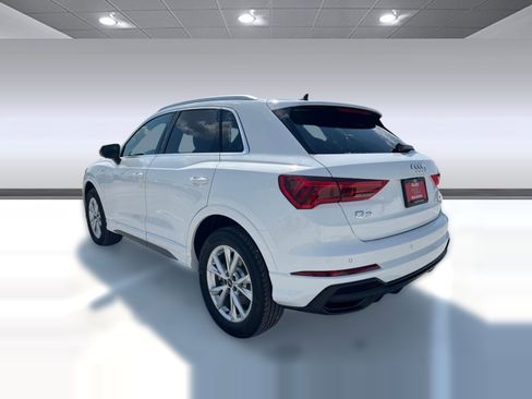 New 2025 Audi Q3 2.0T Premium image 3