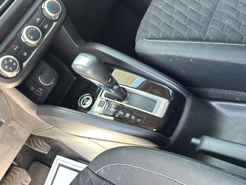 Used 2021 Nissan Kicks S FWD image 24