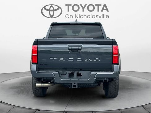 Used 2024 Toyota Tacoma TRD Off-Road AWD/4WD image 5