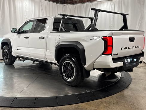 Used 2024 Toyota Tacoma TRD Off-Road w/ TRD Off Road Premium Package AWD/4WD image 9