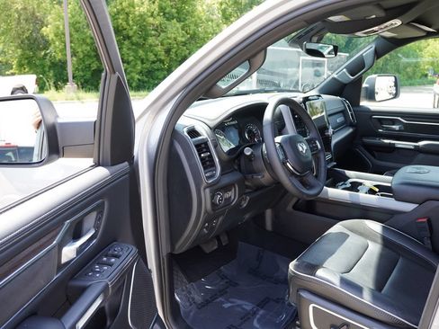 Certified 2025 RAM 1500 Laramie AWD/4WD image 15