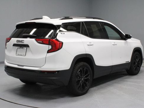 Used 2020 GMC Terrain SLE w/ Elevation Edition FWD image 10