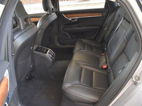 Used 2018 Volvo S90 T6 Inscription w/ Convenience Package AWD/4WD image 28