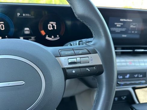 Used 2024 Hyundai Kona SEL FWD image 22