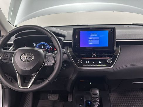 Certified 2026 Toyota Corolla Cross LE image 9