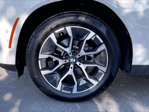 Used 2025 BMW X3 xDrive30i w/ Convenience Package image 12