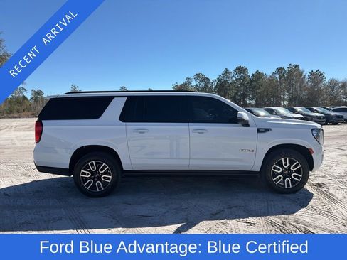 Used 2023 GMC Yukon XL AT4 w/ AT4 Premium Package image 6