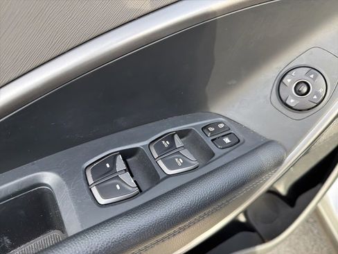 Used 2017 Hyundai Santa Fe SE w/ SE Premium Package 02 image 13