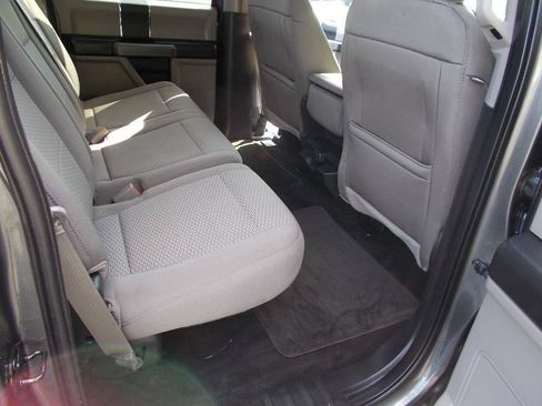 Used 2018 Ford F150 XLT RWD image 25
