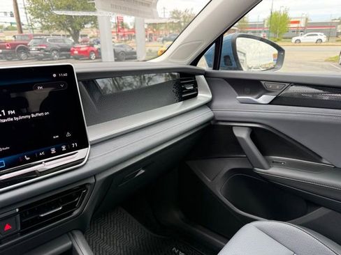 New 2026 Volkswagen Tiguan SE AWD/4WD image 19
