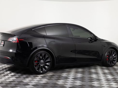 Used 2022 Tesla Model Y Performance AWD/4WD image 8