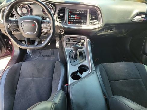 Used 2022 Dodge Challenger R/T Scat Pack RWD image 10