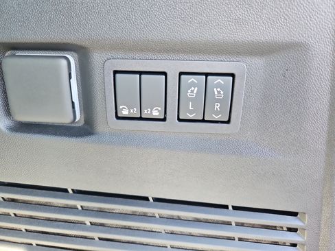 New 2025 Chevrolet Tahoe Premier image 30