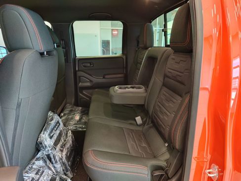 New 2026 Nissan Frontier PRO-4X w/ Pro-4x Convenience Package image 12