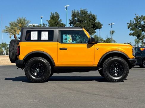 Used 2022 Ford Bronco Badlands AWD/4WD image 6