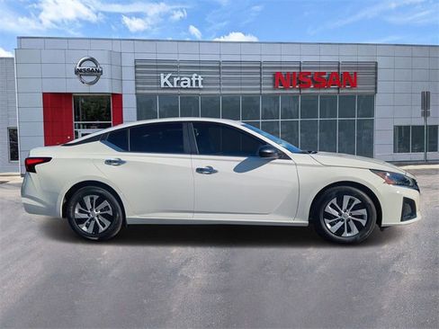 New 2025 Nissan Altima 2.5 S image 2