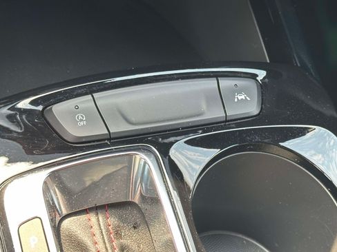Used 2024 Chevrolet Trax RS w/ Driver Confidence Package FWD image 30