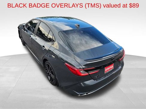 Used 2025 Toyota Camry XSE AWD/4WD image 9