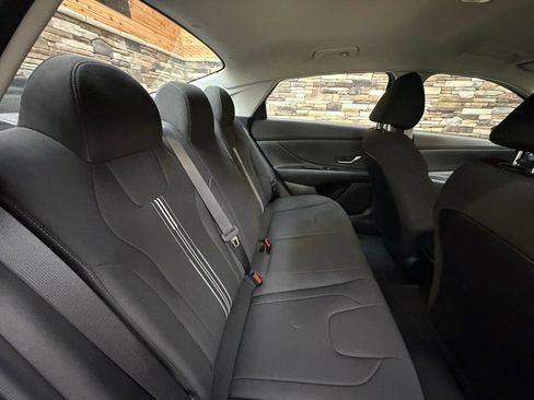 Certified 2023 Hyundai Elantra SEL image 30