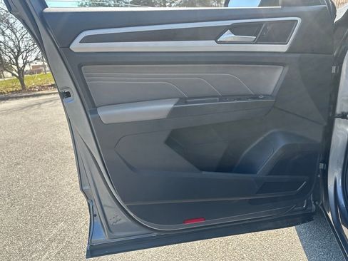 Used 2022 Volkswagen Atlas SE image 5