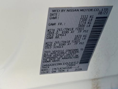 Used 2024 Nissan Titan SV AWD/4WD image 28