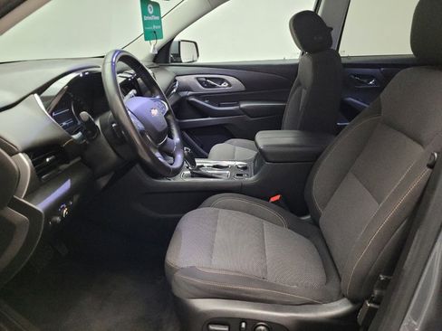 Used 2019 Chevrolet Traverse LT FWD image 17