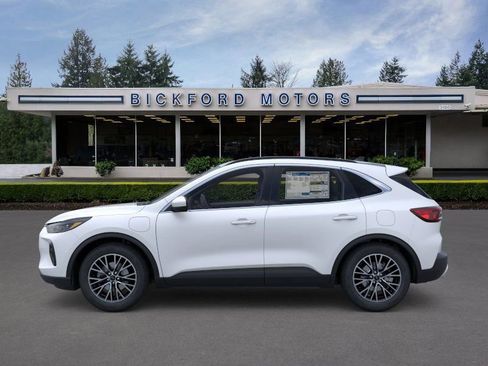 New 2025 Ford Escape SE w/ PHEV Premium Package image 3