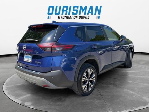 Used 2023 Nissan Rogue SV AWD/4WD image 6