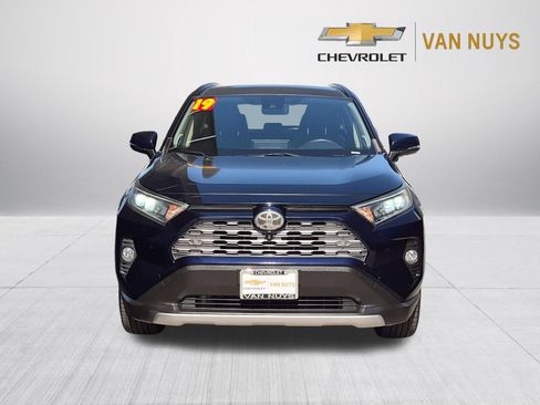 Used 2019 Toyota RAV4 Limited w/ Advanced Technology Package FWD image 2
