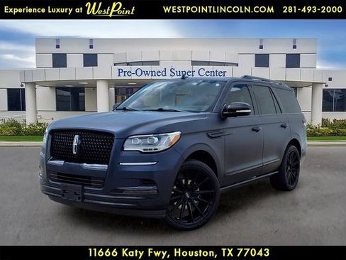 Certified 2023 Lincoln Navigator Reserve RWD image 1