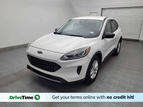 Used 2022 Ford Escape SE FWD image 1