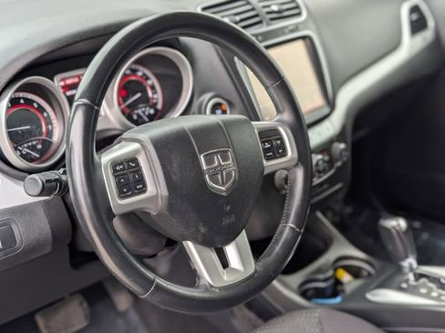 Used 2013 Dodge Journey SXT AWD/4WD image 9