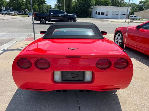 Used 1998 Chevrolet Corvette Convertible w/ Memory Pkg RWD image 7