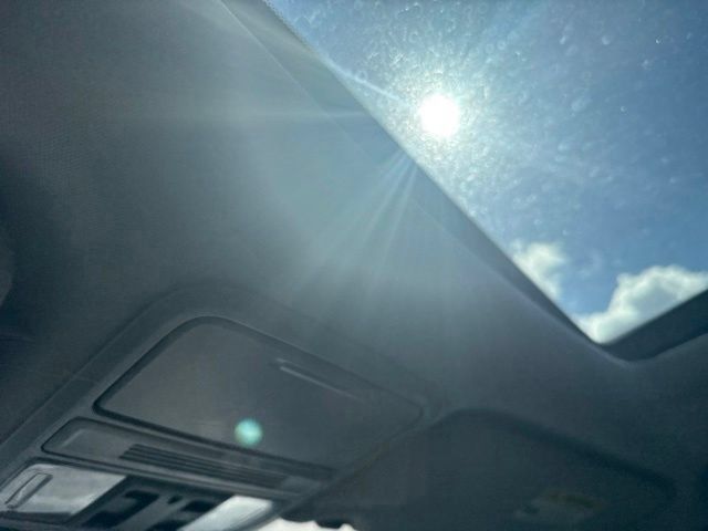 Used 2018 Honda Odyssey EX-L image 33