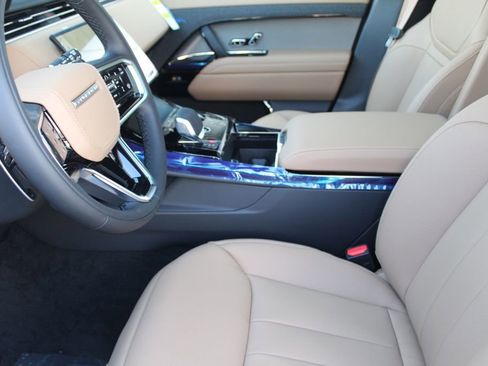 New 2026 Land Rover Range Rover Sport SE image 18