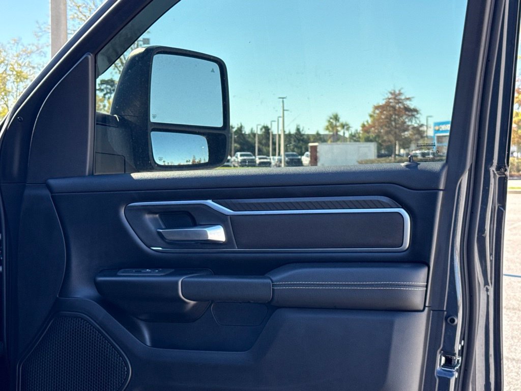 Used 2025 RAM 1500 Big Horn AWD/4WD image 11